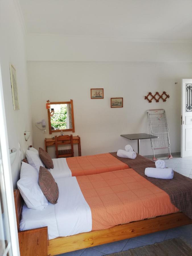 Likourgos Beach Kavos Bagian luar foto