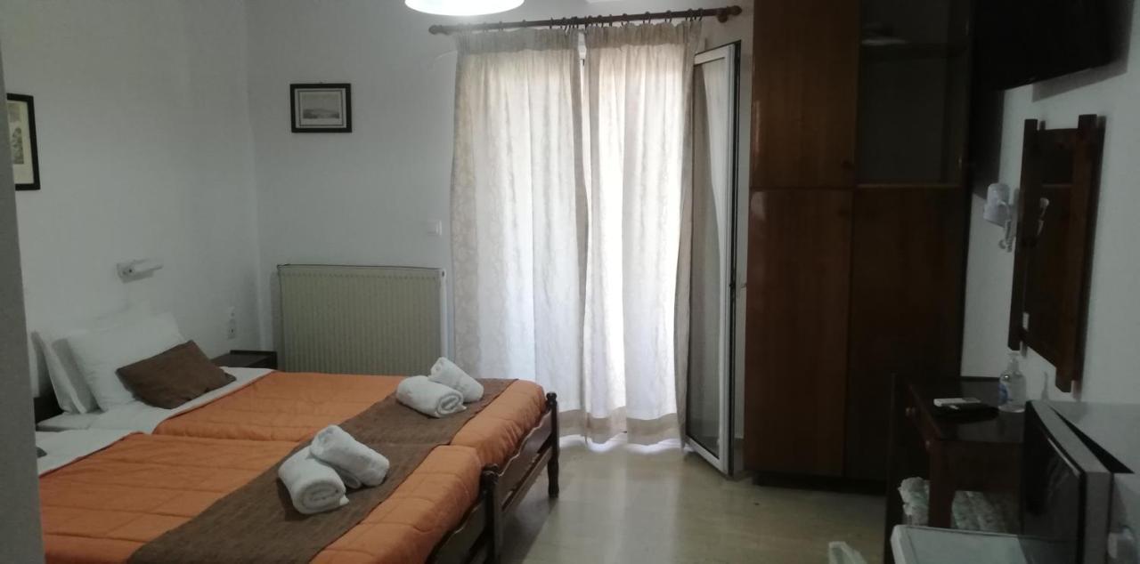 Likourgos Beach Kavos Bagian luar foto