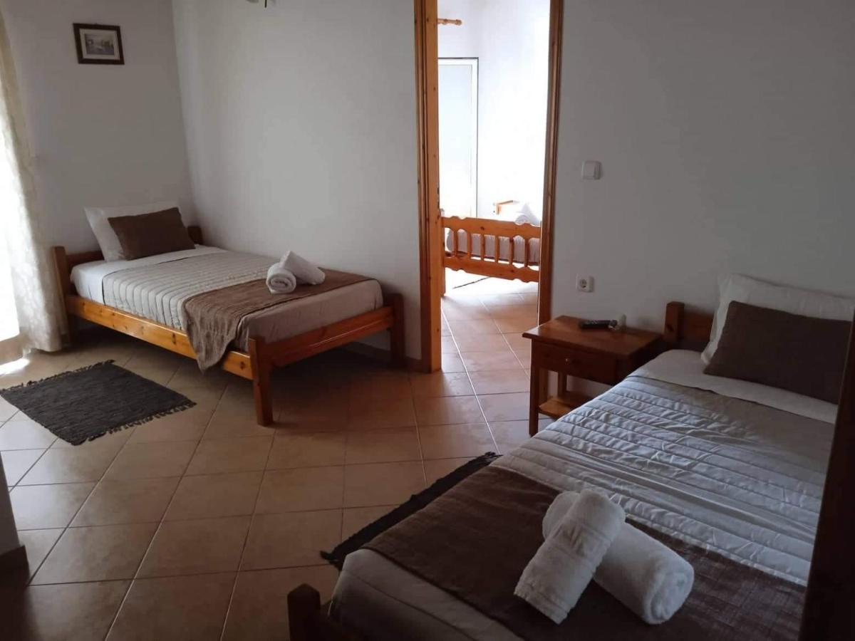 Likourgos Beach Kavos Bagian luar foto