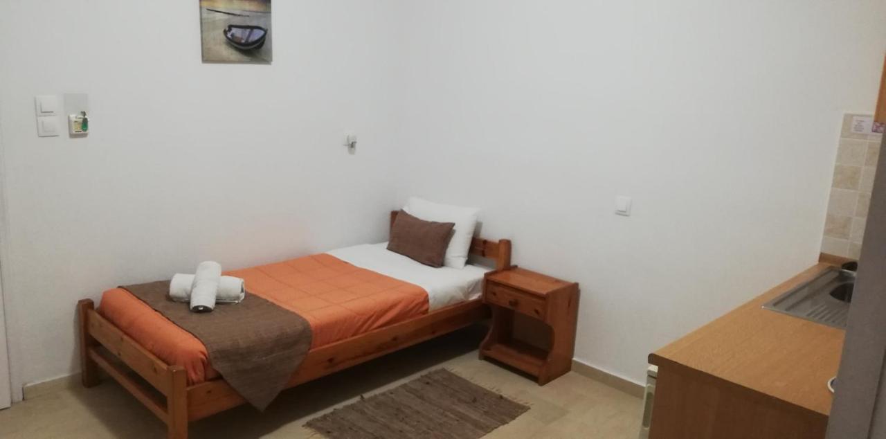 Likourgos Beach Kavos Bagian luar foto