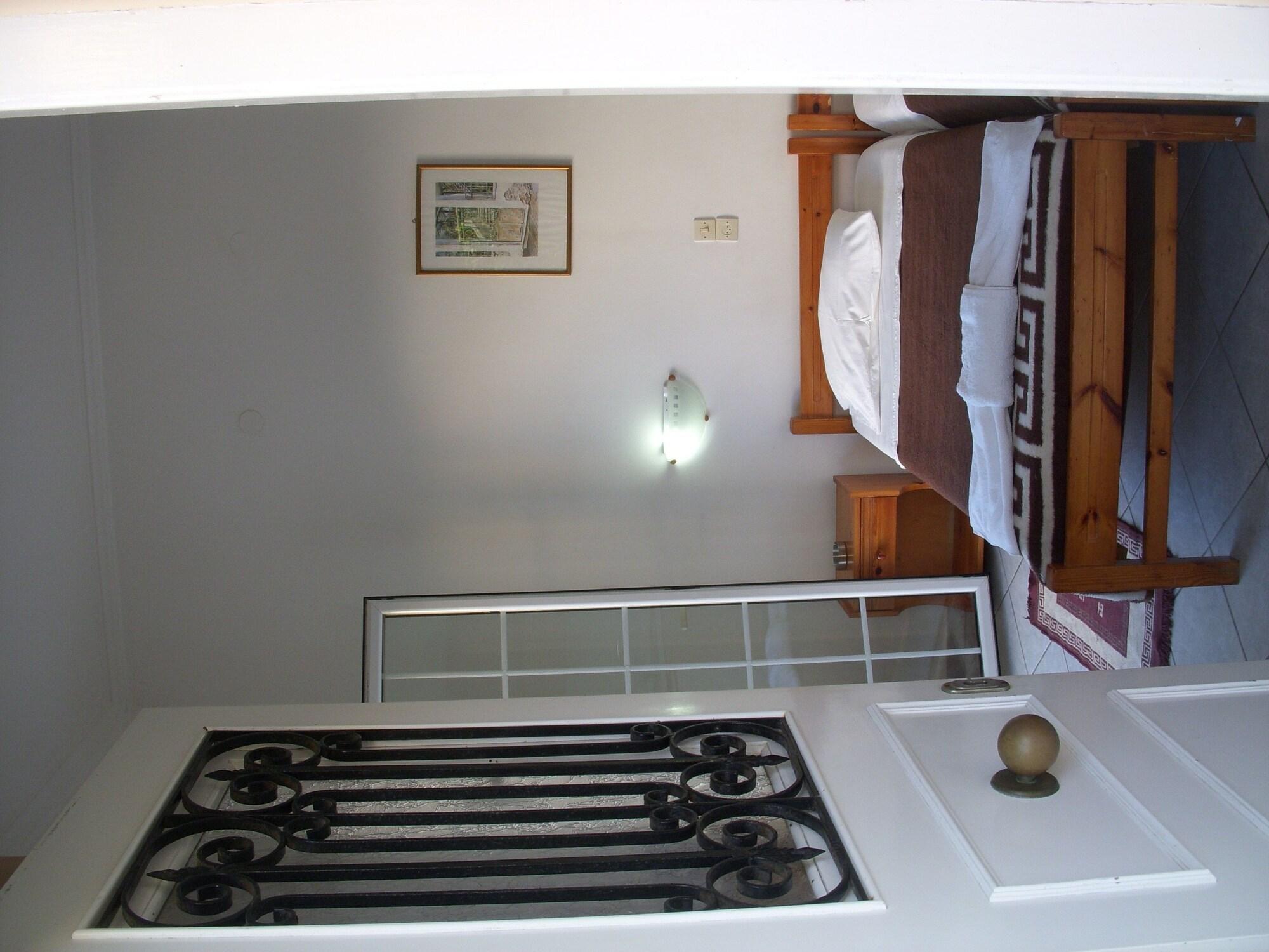 Likourgos Beach Kavos Bagian luar foto
