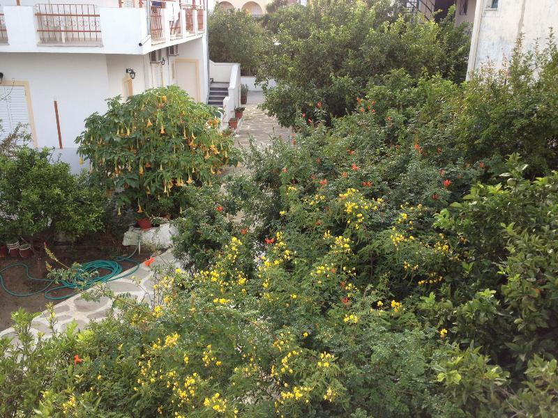 Likourgos Beach Kavos Bagian luar foto