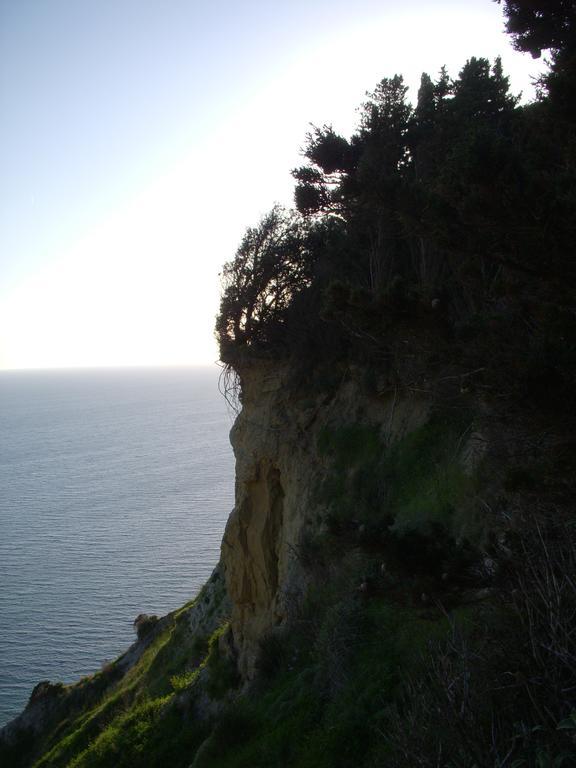 Likourgos Beach Kavos Bagian luar foto